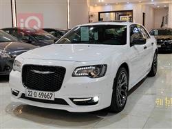 کرایسلەر 300